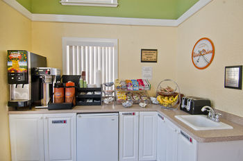 Hotel Howard Johnson Express Inn Gainesville