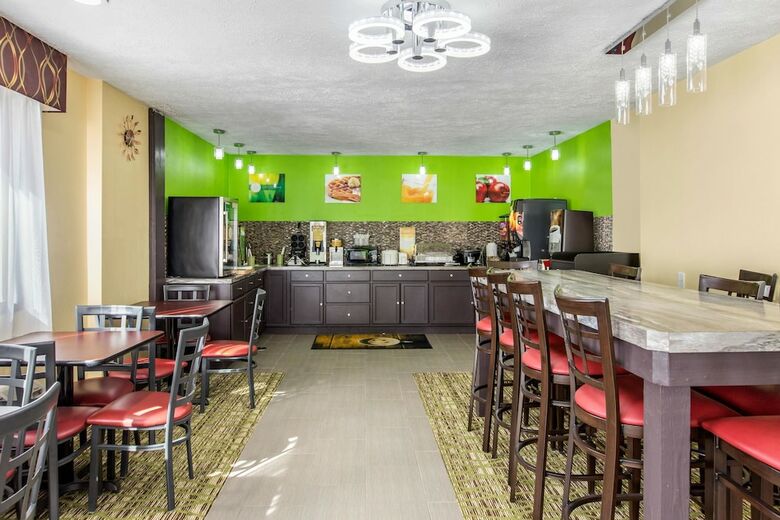 Hotel Travelodge Grand Rapids