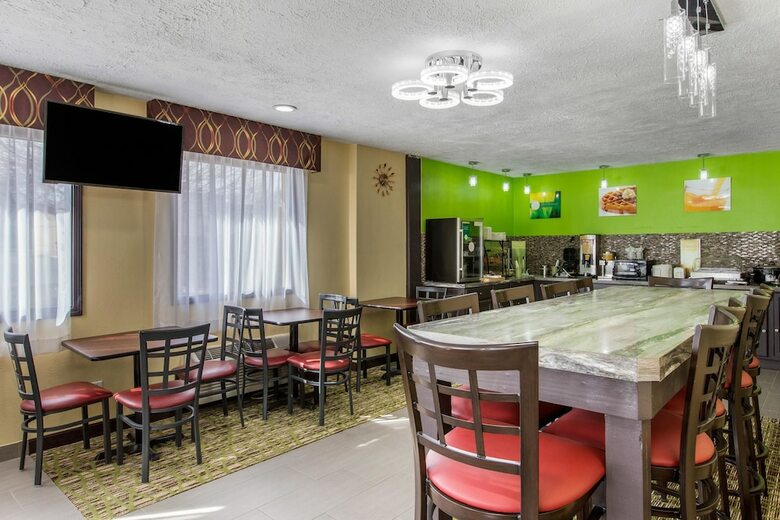 Hotel Travelodge Grand Rapids
