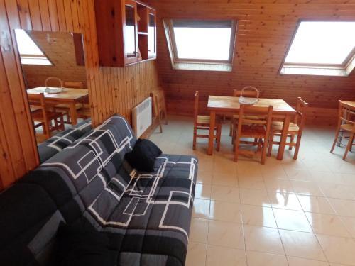 AC Apartaments Familial