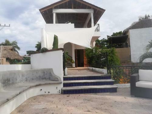 Casa Mora Upstairs Suit Home