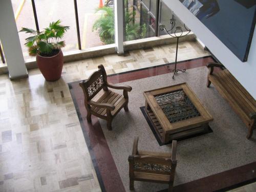 Apartamentos Almirante Brion