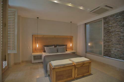 Luxury 3 Bedroom Old City House