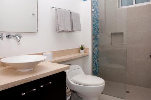 Apartamento Modern 2 Bedroom Beachfront Condo