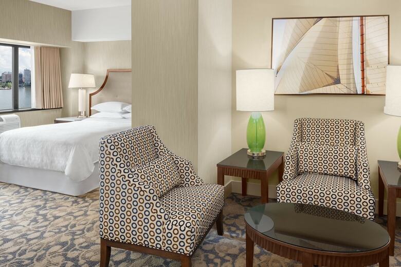 Sheraton Lincoln Harbor Hotel