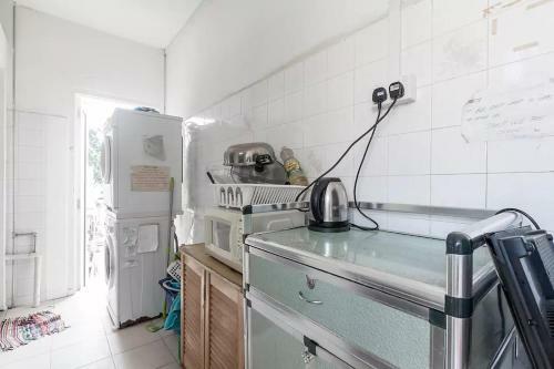 Aljunied Walk Up Apartment
