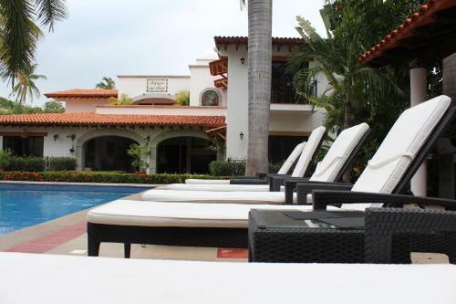 Suite Chava Apartments Apts