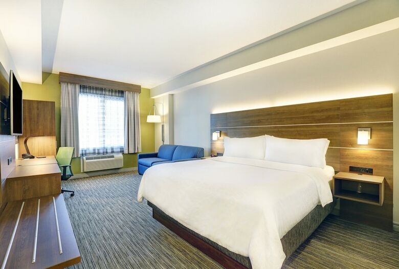 Hotel Holiday Inn Express Whitby Oshawa