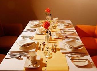 Poly White Rose Hotel
