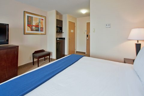 Holiday Inn Express Hotel & Suites Swift Current