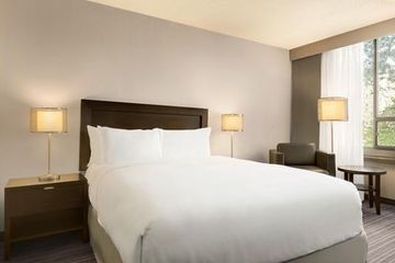 Hotel Delta West