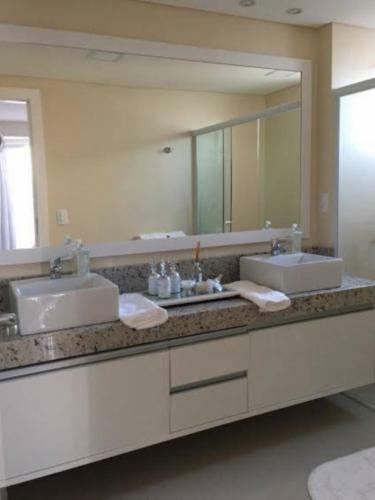 Apartamento Apto Em B. Cambori� Praia E Mar