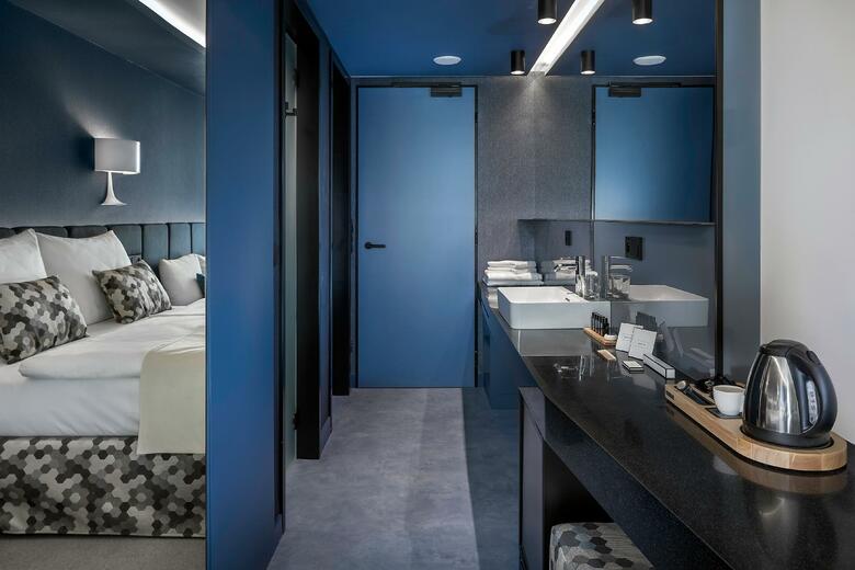 Urban Creme Hotel