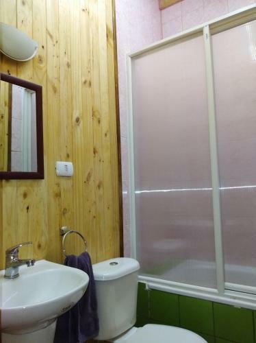 Hostal Caba�a Y Hospedaje Avellano