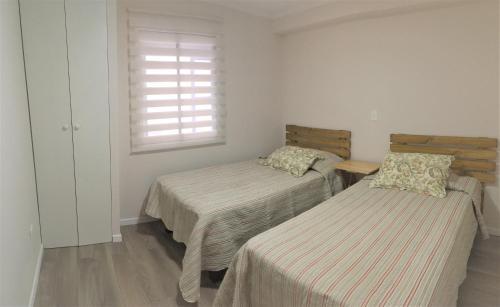 Bed & Breakfast Hostal Los Cha�ares