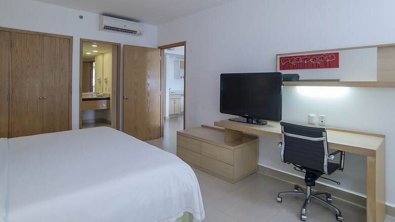 Hotel Holiday Inn Express Manzanillo
