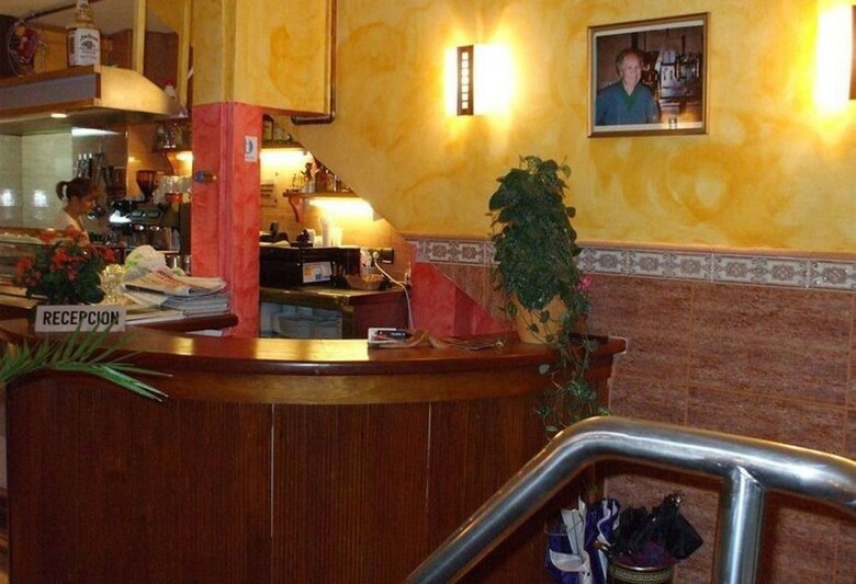 Hostal La Barca