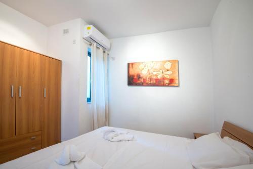 Seafront Sliema Luxurious Modern Apartment