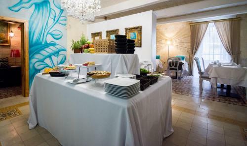 Hostal Valletta Lucente Guest House