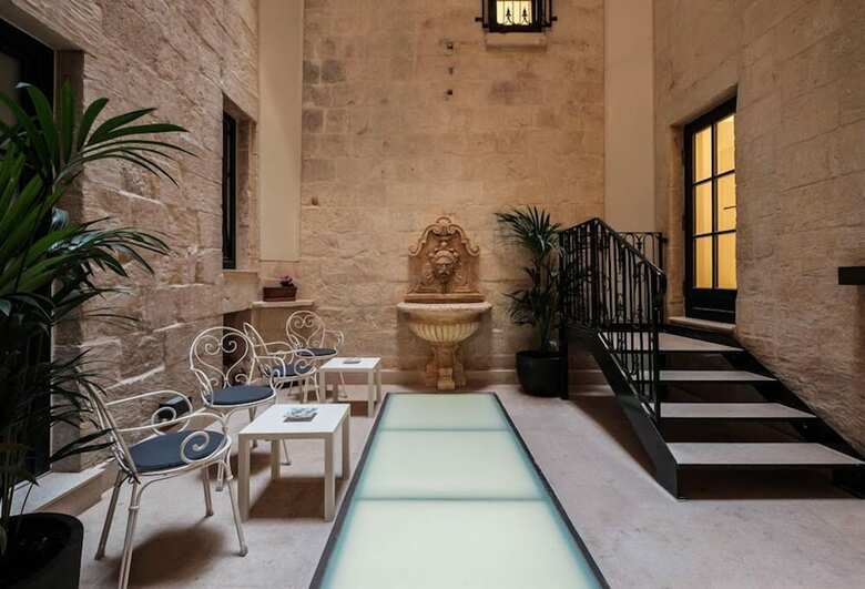 Hotel Palais Le Brun