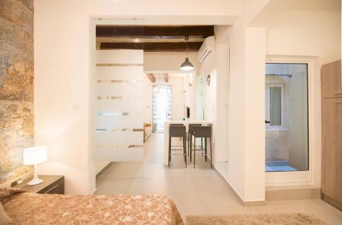 Boutique Valletta Air-conditioned Apartment For 4