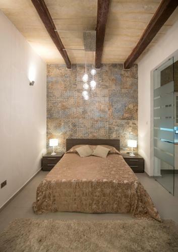 Boutique Valletta Air-conditioned Apartment For 4
