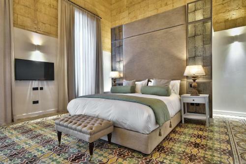 Hostal 66 Saint Paul's & Spa