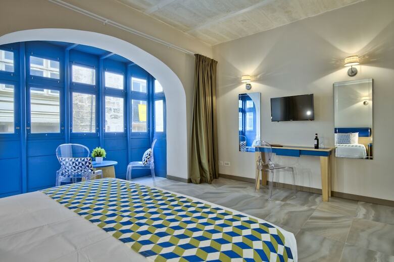 Hotel The British Suites