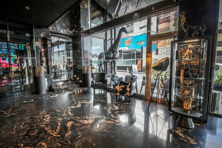 H Hotel - Adults Only