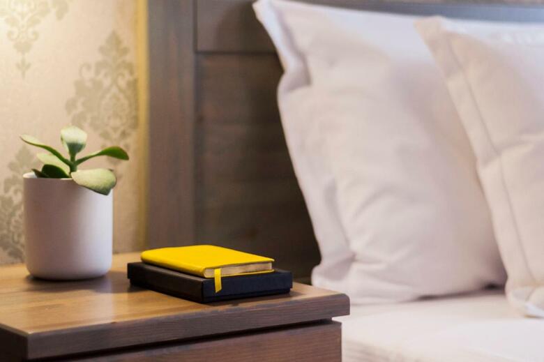Rooms By Alexandra Hotel