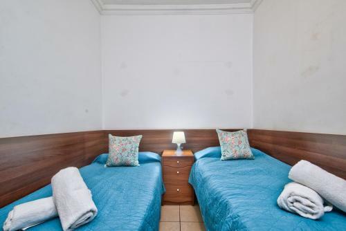Quirky, Seafront 2-bedroom Apartment