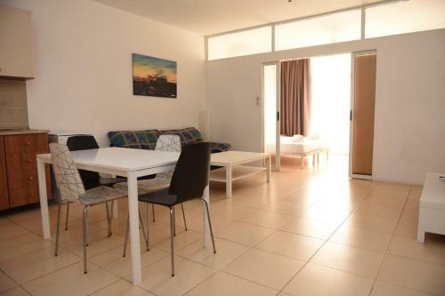 Hortensia Studio Apartment