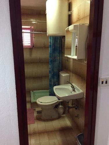 Hostal Crveno Zlato