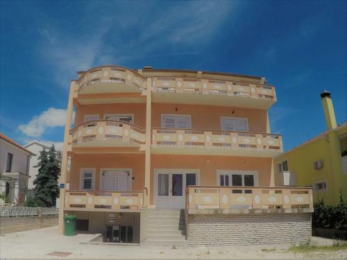 Hostal Double Room Biograd Na Moru 13281n