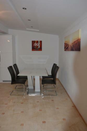Apartments Petar & Anka