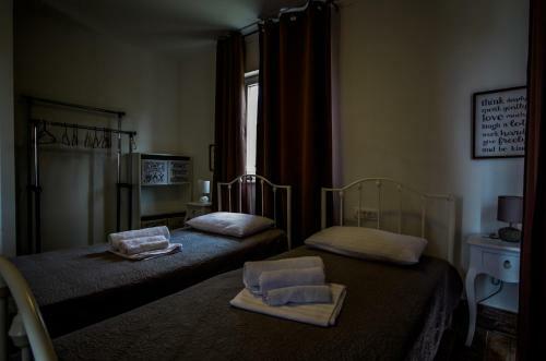 Sandra Apartments