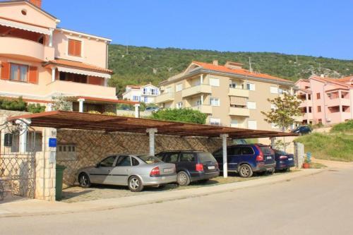 Apartment Cres 7985a