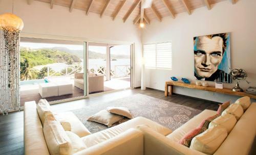 Vanguard Villa