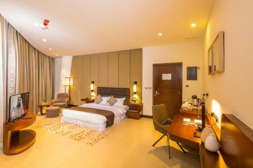 Arch Hotel,bw Signature Collection By Best Western