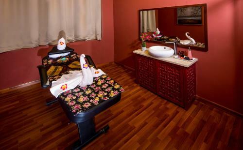 Arch Hotel,bw Signature Collection By Best Western