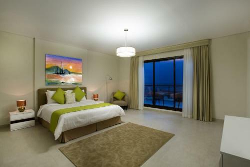 Hotel The Grove Resort Bahrain