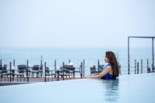 Hotel The Grove Resort Bahrain