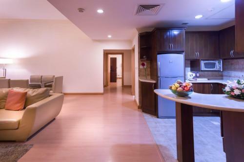 Hotel Al Safir Tower Residence & Tower