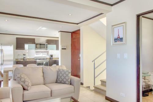 Condos @ House Of Winds