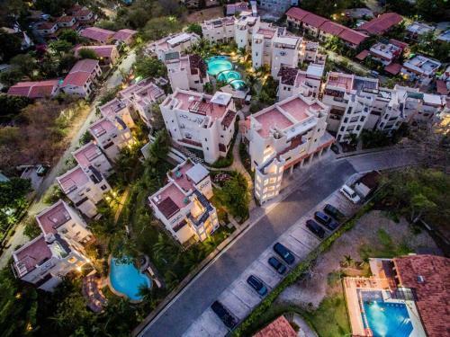 Tropical Gardens Suites And Apartments