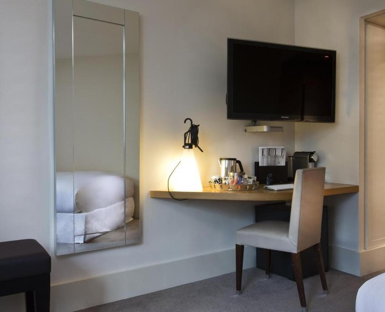 Hotel La Maison Champs Elysees