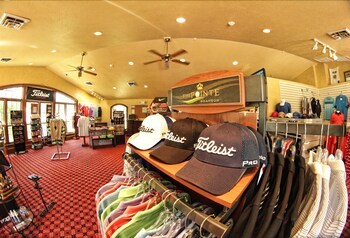 Hotel Pointe Royale Condominium Resort & Golf Course