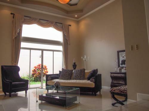 Ana's Place. Luxury House