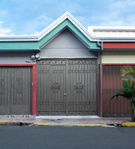 Apartamento Nuevo En Heredia, Muy C�ntrico.