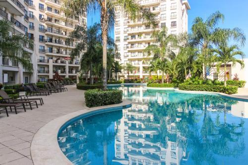 Jaco Bay 3702